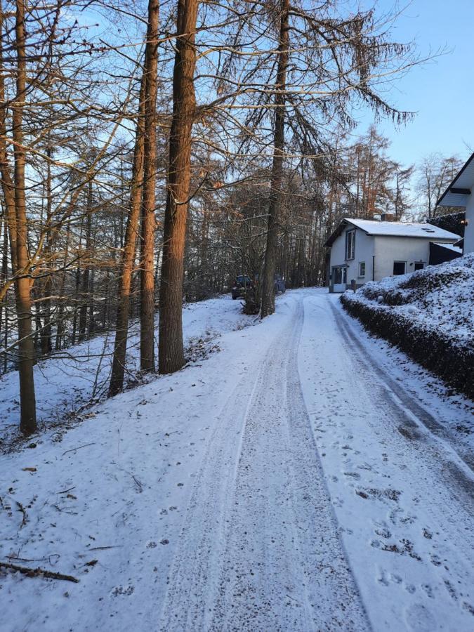 La Pinede - Charmante Maison De Village Hotton Exteriér fotografie